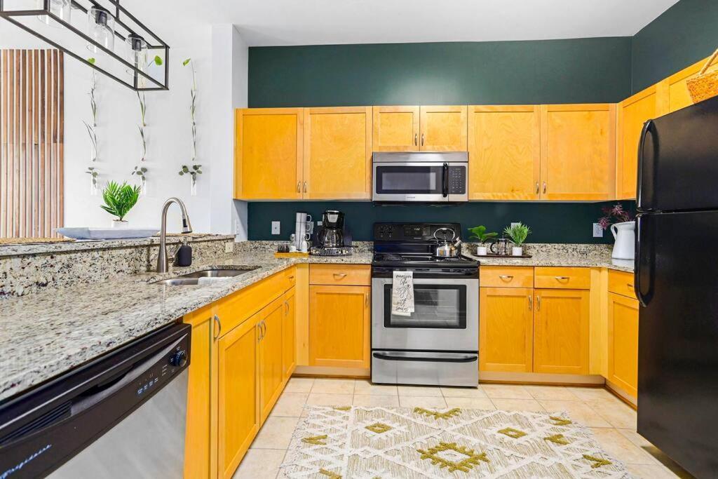 Entire Condo - Urban Safari In The Heart Of Atl Atlanta Exterior foto